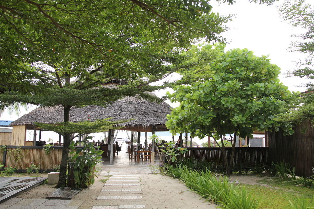 Bubu Villa Kampong Pasir Hantu Exterior photo